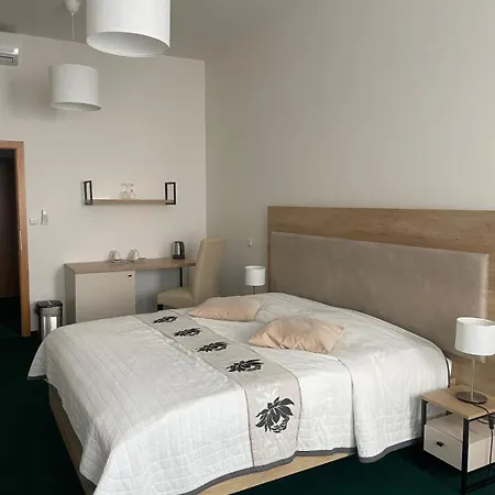 호텔 Sareza 오스트라바