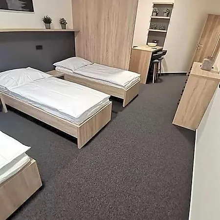 萨勒扎酒店