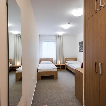Sareza Hotel 3*