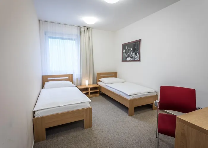 Hotell Sareza 3*